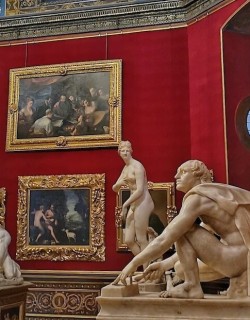 A Day in Florence: an Immersive Experience