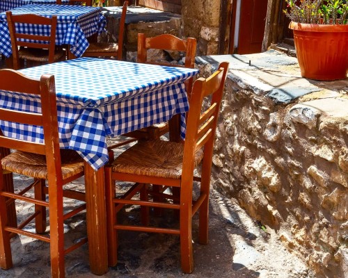 A Foodie's Guide to Athens: Where to Eat and What to Try