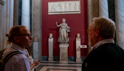 Private Early Morning Sistine Chapel with Vatican Tour - image 2