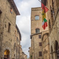 Volterra & San Gimignano with Olive Oil Tasting - image 7
