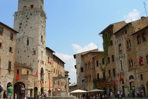 Volterra & San Gimignano with Olive Oil Tasting