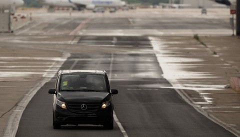 Private Rome Airport Transfer:  From Fiumicino to Your Hotel in Rome - image 2